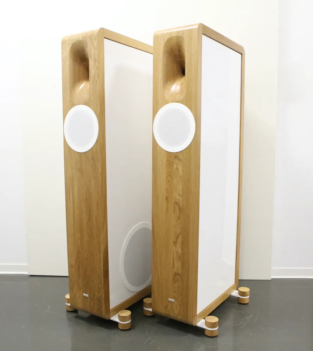 8MM Audio Labs PIU High-End Designlautsprecher