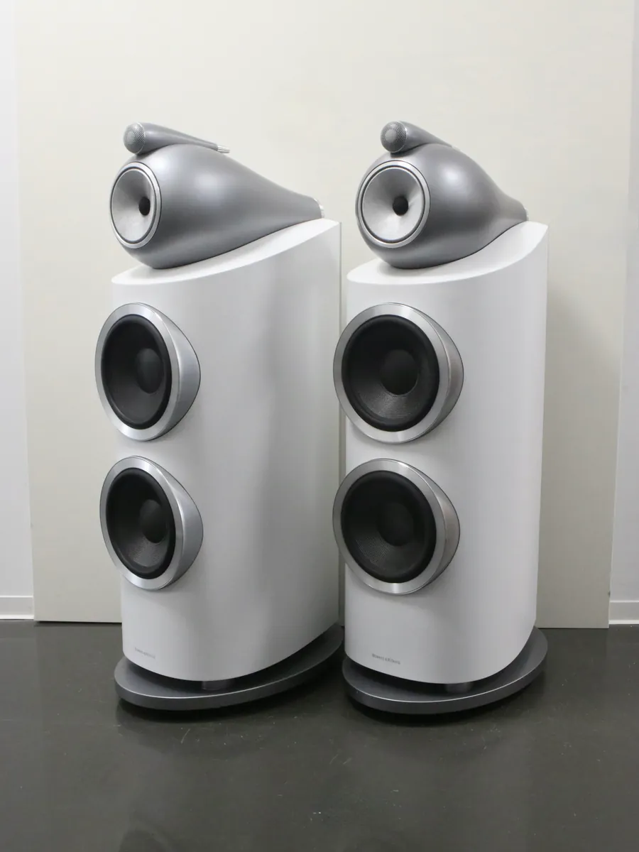 Bowers & Wilkins 800 D3 weiß High-End-Standlautsprecher