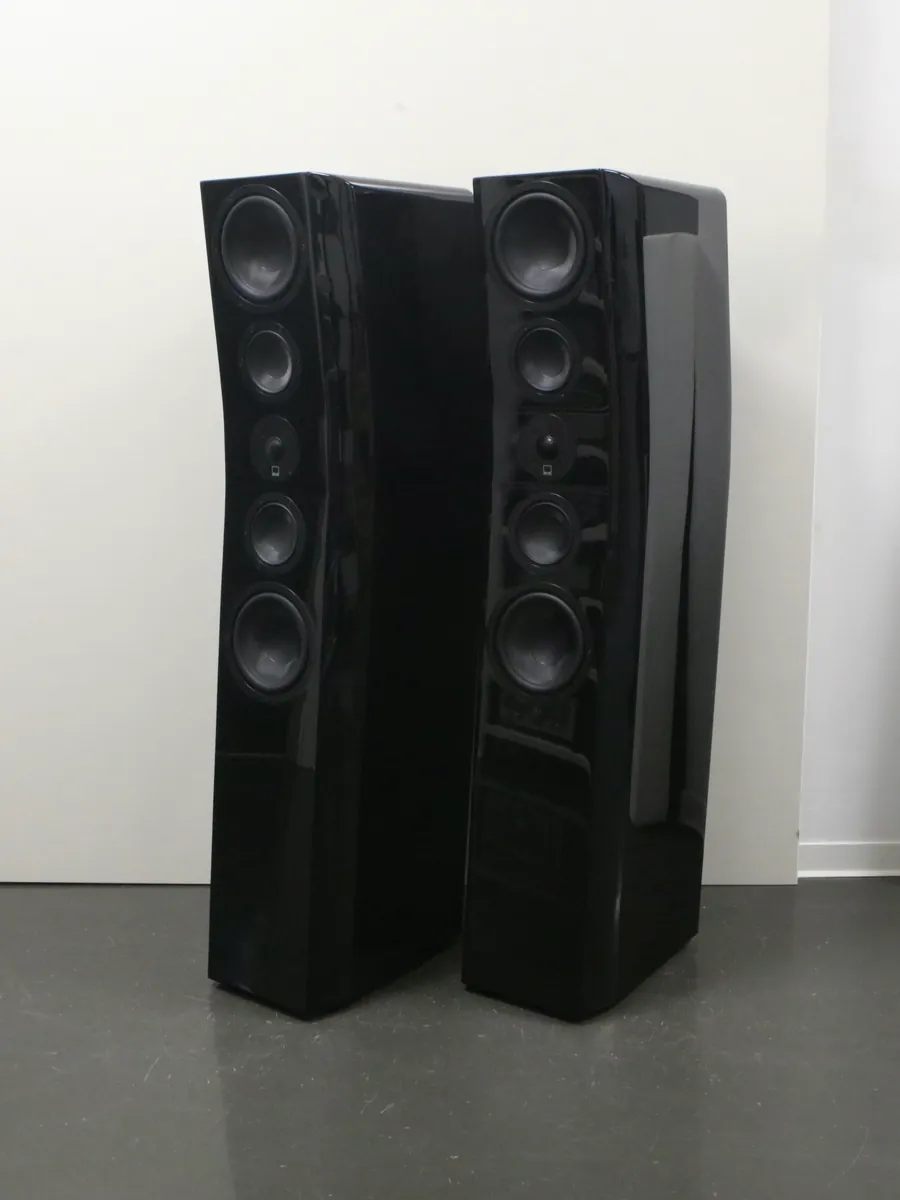 SVS Ultra Evolution Titan High-End Standlautsprecher