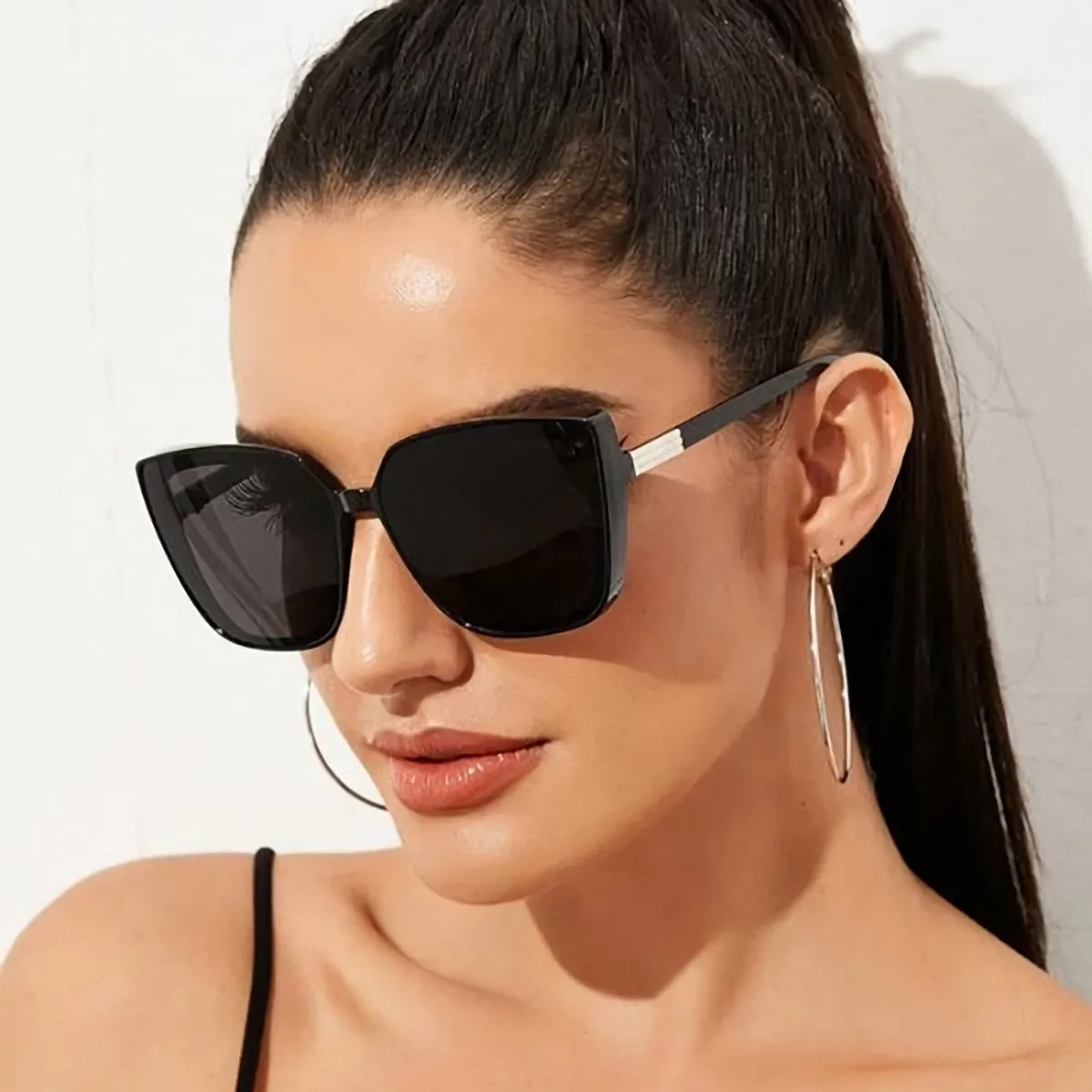 Designer Sonnenbrille Stylisch Cat Eye Brille Oversize Cool Schwarz Gold 5211 S