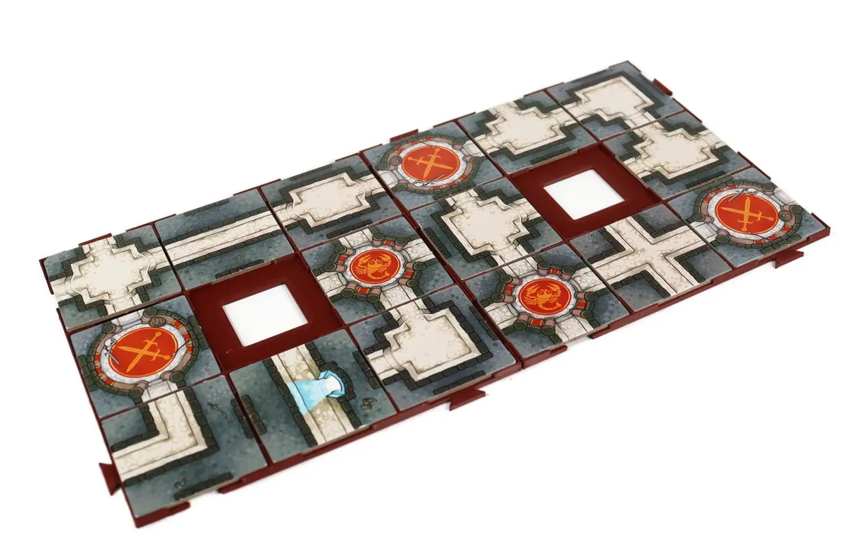 Feldherr labyrinth tile grid for Carak - interlocking