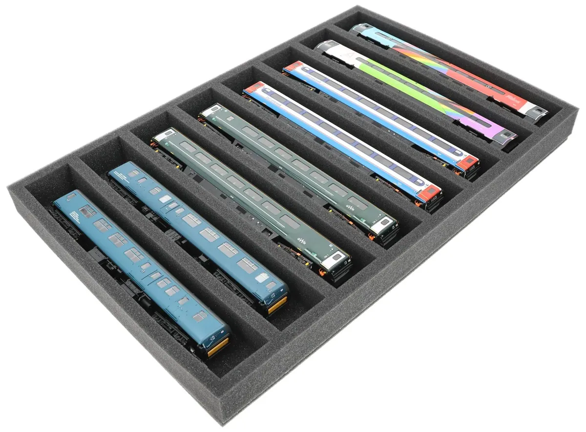 JV050A006 Feldherr foam insert for model railway - 00 scale - 8 compartments - for horizontal storage