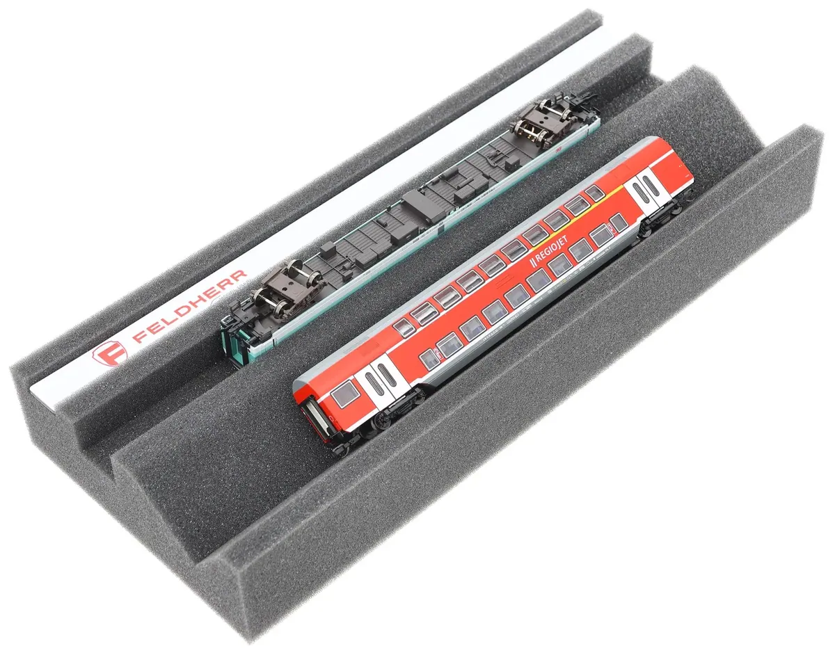 Premium Locomotive Bench TT Scale with Magnetic Strip and Additional Maintenance Shaft – Ideal for TT Models