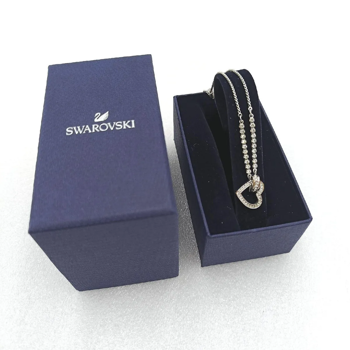Swarovski Armreif Schmuck Damenarmband Lovely Weißes Vergoldet Strahlend Elegant