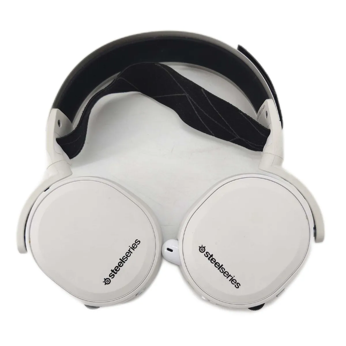 SteelSeries Arctis 7 Gaming Headset verlustfrei drahtlos defekt laden nicht