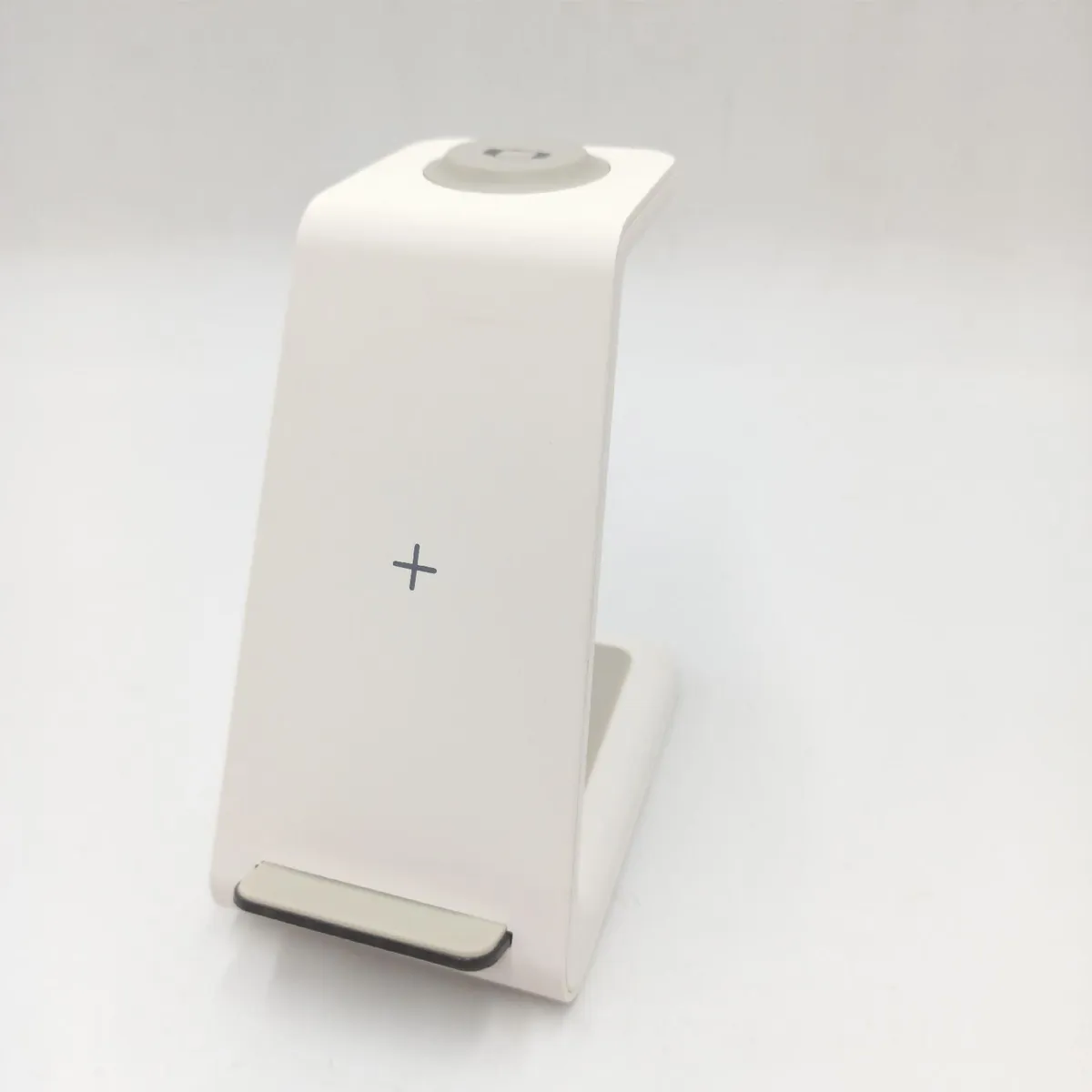 Caricatore Wireless 3in1 Ladebasis iPhone Apple Watch Airpods gebraucht ohne Kabel Netz