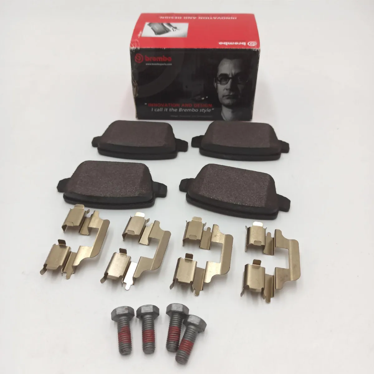 Brembo Hinterradbremsbelag Bremsen Verschleißteile P 24 Motorrad