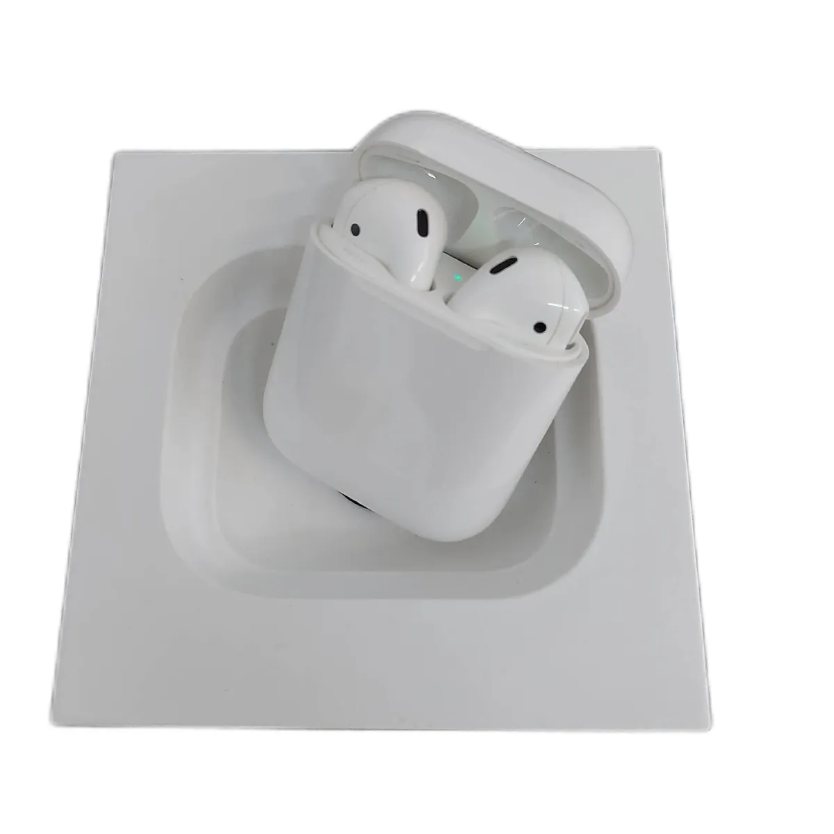 Apple Airpods Ladecase Kopfhörer Kabellos Headset Defekt Keine Verbindung Gebrauchsspuren Ohne