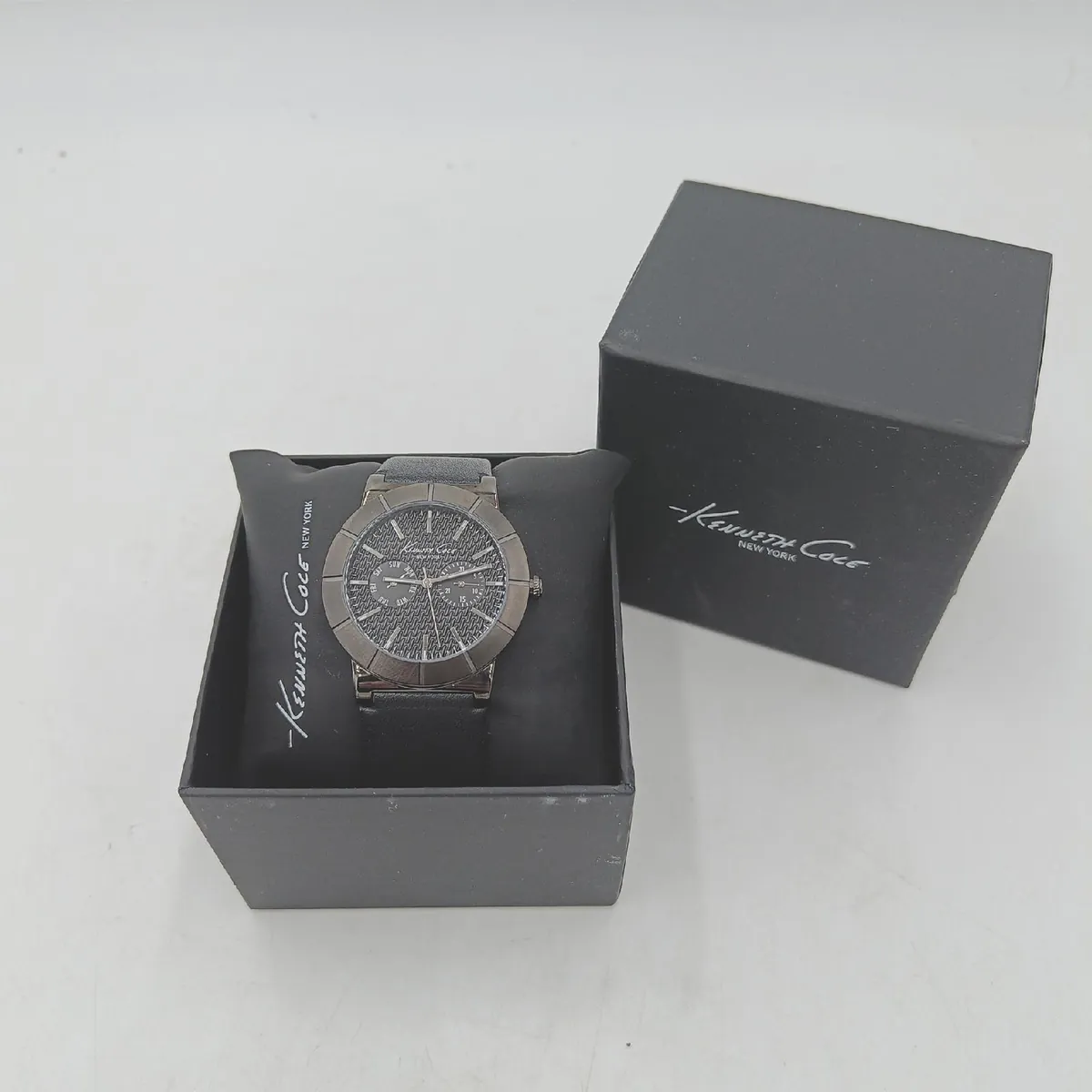 Kenneth Cole Herrenuhr Armbanduhren Uhren IKC1929 elegant stilvoll modern