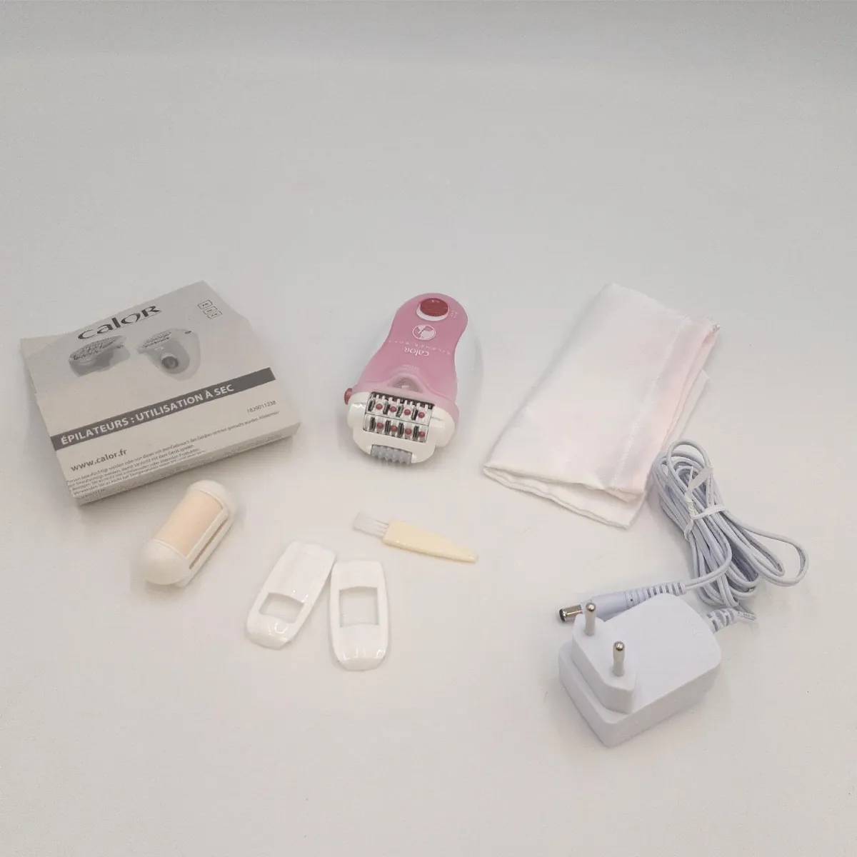 Calor Epilierer Körperpflege Silence Soft Ultra leise Technologie 24 Pinzetten Precision Sanfte