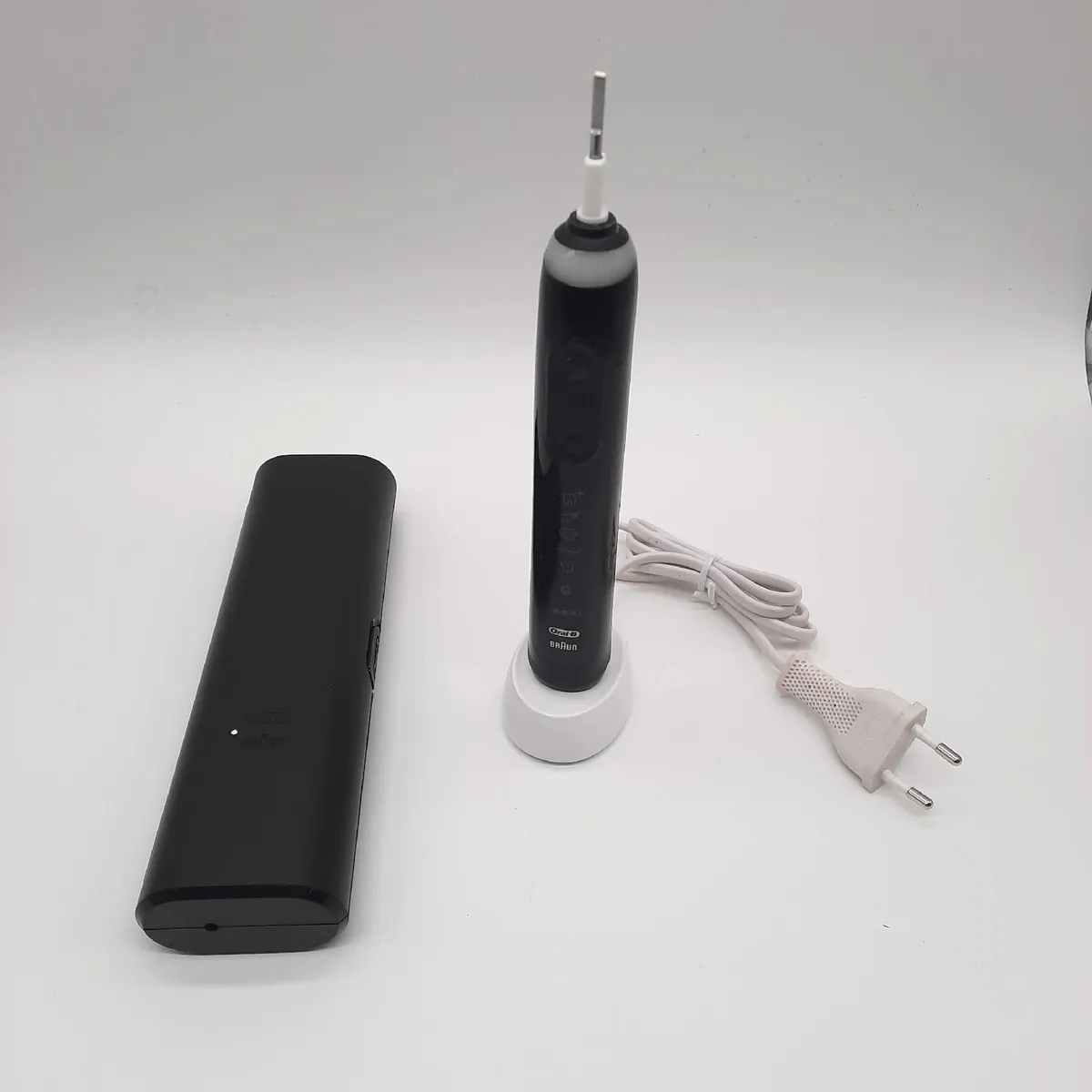 Oral-B Genius X Elektrische Zahnbürste 6 Bürstmodi Schützt Ihre Zähne ( - Defekt