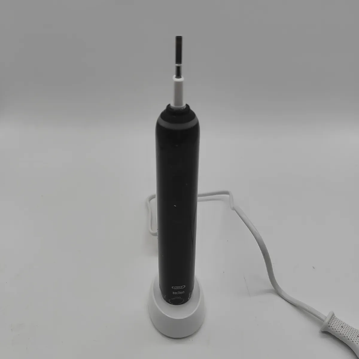 Oral B Pro Series 3 Plus Edition Elektrische Zahnbürste 3 Aufsteck